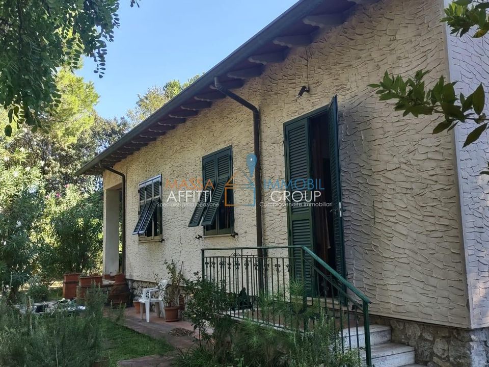 Villa i Massa, Massa and Carrara - foto 1