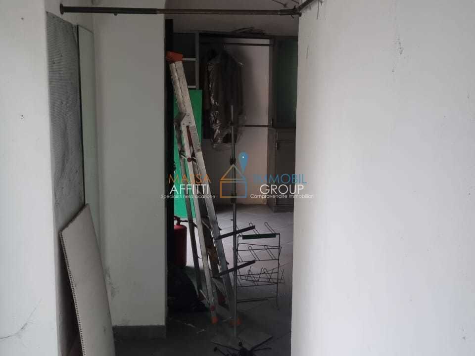 Erhvervsejendom i Carrara, Massa and Carrara - foto 2
