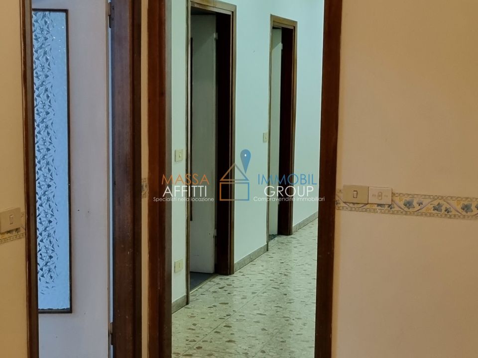 L'establiment comercial a Massa, Massa and Carrara - foto 4