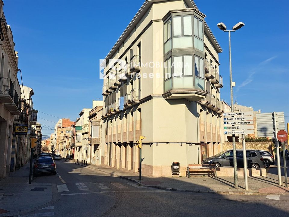 Erhvervsejendom i Figueres, Gerona - foto 1