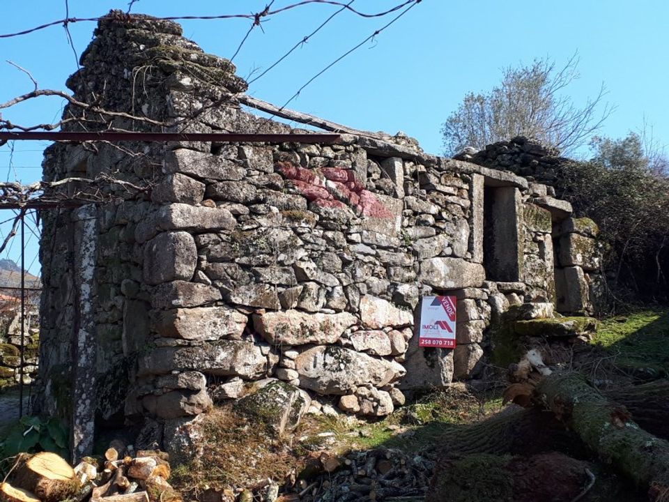 Villa i Arcos de Valdevez, Viana do Castelo - foto 1
