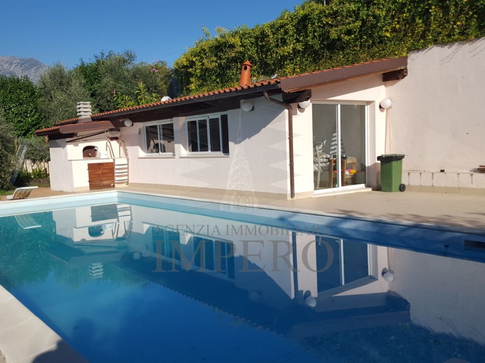 Villa i Ventimiglia, Imperia - foto 1