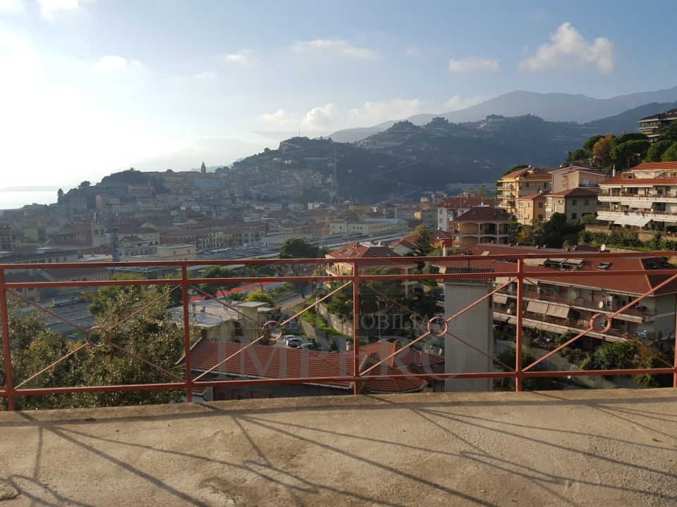 Villa i Ventimiglia, Imperia - foto 3