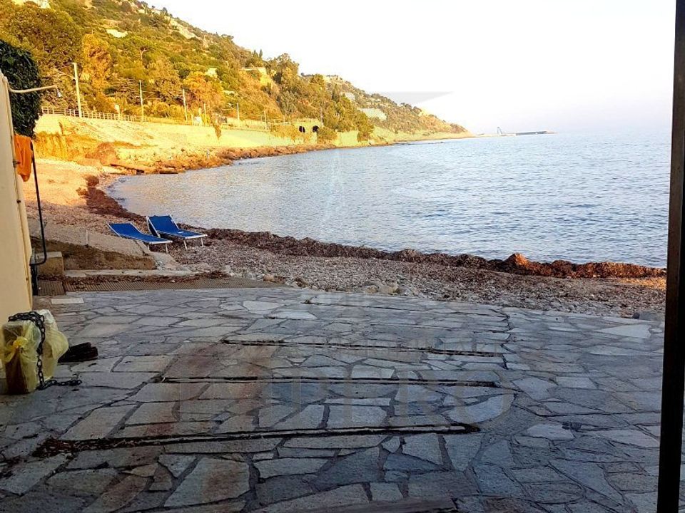 Lejlighed i Ventimiglia, Imperia - foto 1
