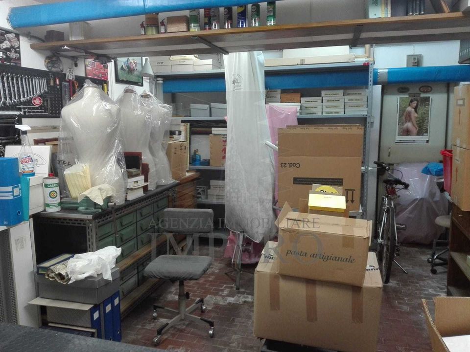 Garage i Ventimiglia, Imperia - foto 1