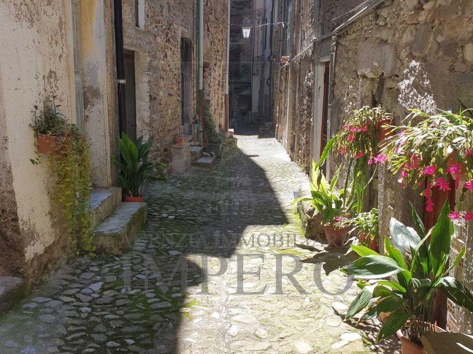 Lejlighed i Pigna, Imperia - foto 1