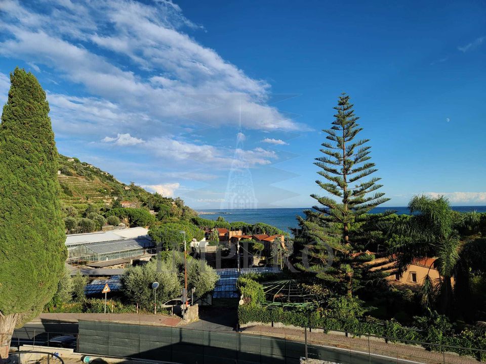 Lejlighed i Ventimiglia, Imperia - foto 2