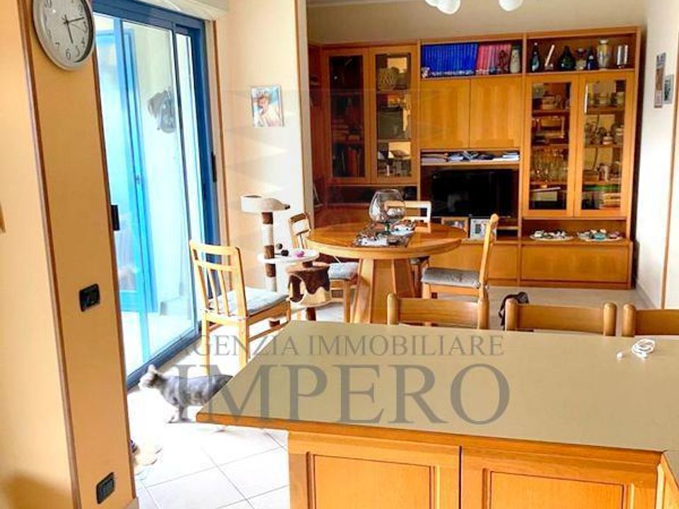 Lejlighed i Ventimiglia, Imperia - foto 5
