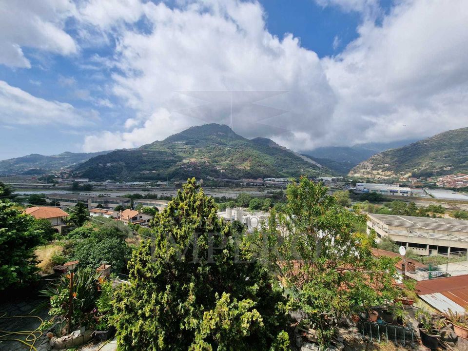 Villa a Ventimiglia, Imperia - foto 5