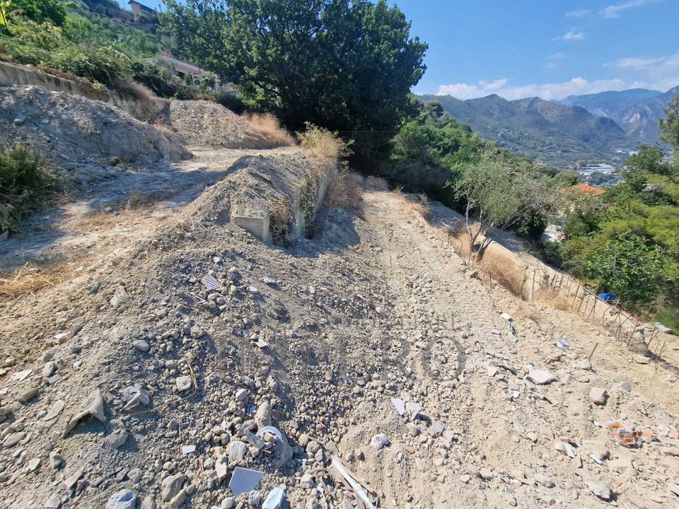 Erhvervsejendom i Ventimiglia, Imperia - foto 3