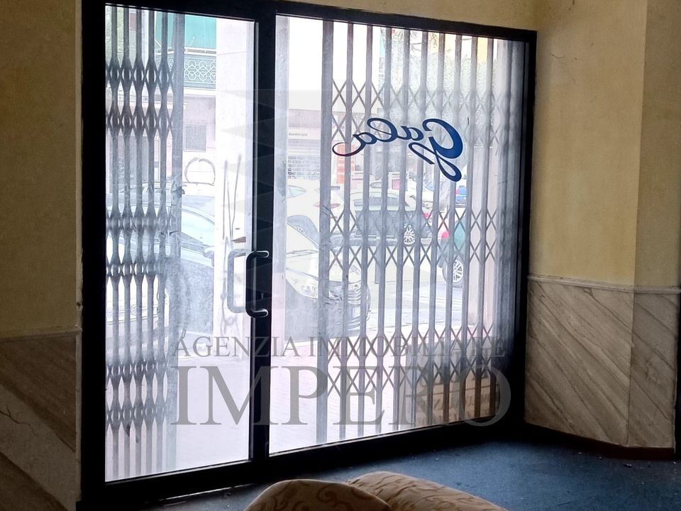 Erhvervsejendom i Ventimiglia, Imperia - foto 1