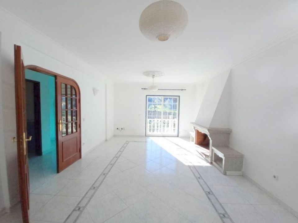 Casa de pueblo en Almada, Setubal - foto 3