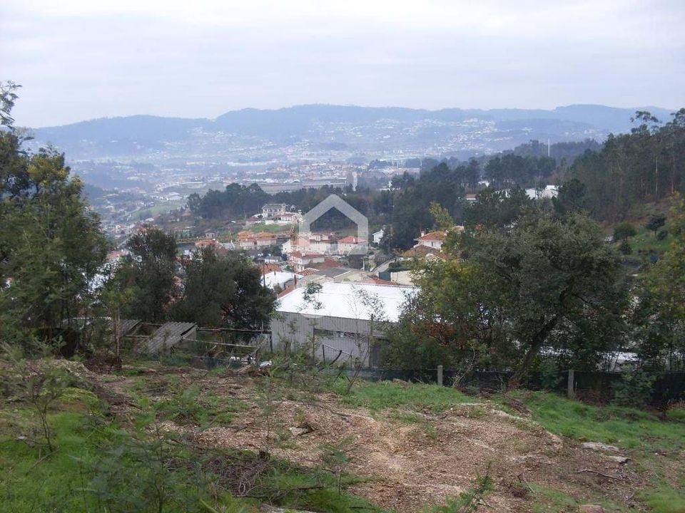 Helårsgrund i Guimaraes, Braga - foto 1