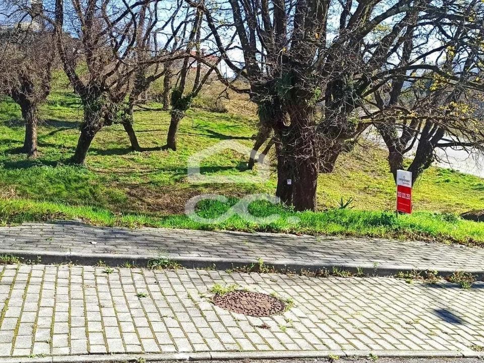 Helårsgrund i Fafe, Braga - foto 1
