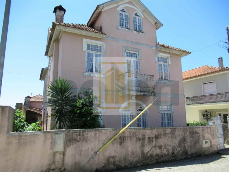 Villa i Santa Maria da Feira, Aveiro - foto 1