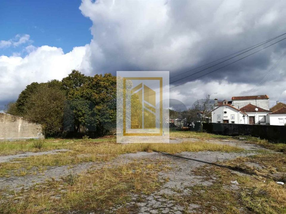 Erhvervsejendom i Oliveira de Azemeis, Aveiro - foto 4