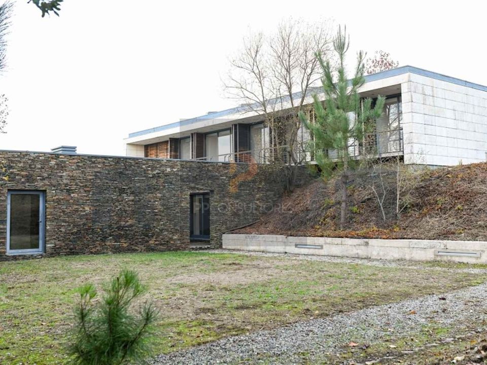 Villa i Oliveira de Azemeis, Aveiro - foto 1