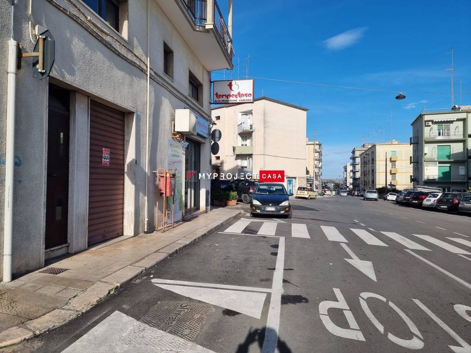 Erhvervsejendom i Martina Franca, Taranto - foto 2