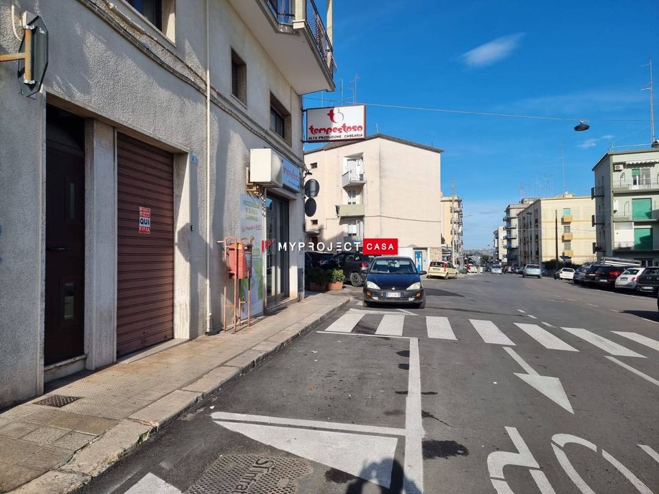 Erhvervsejendom i Martina Franca, Taranto - foto 4