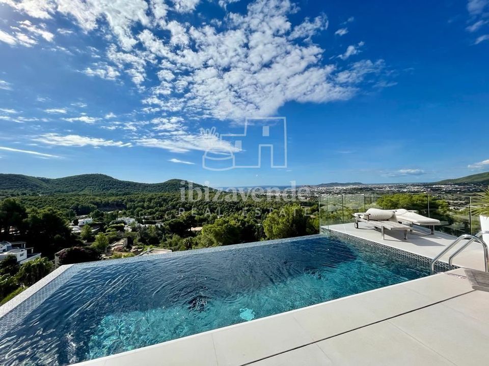 Villa a Santa Eulalia Del Rio, Ibiza - foto 2