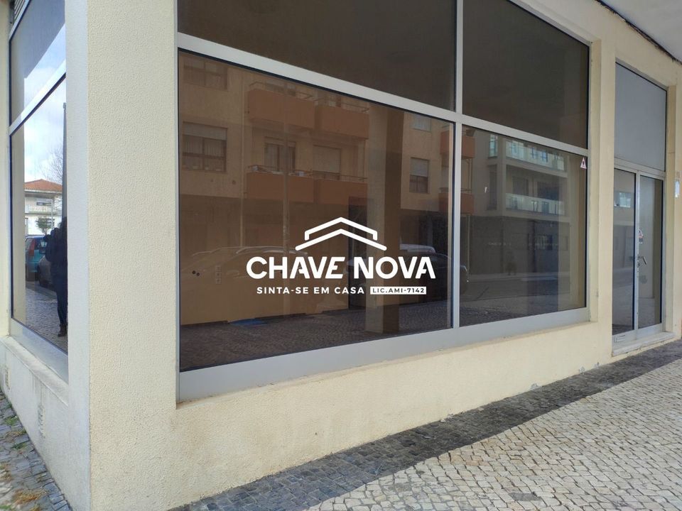 Erhvervsejendom i Espinho, Aveiro - foto 1