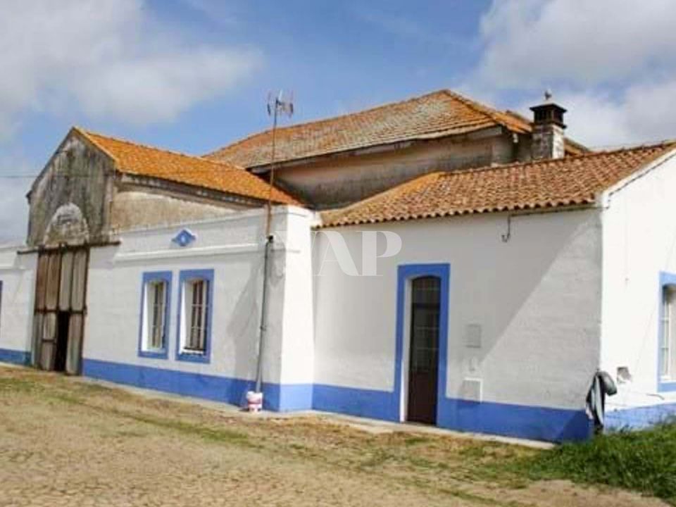 Ruinere i Viana do Alentejo, Evora - foto 3