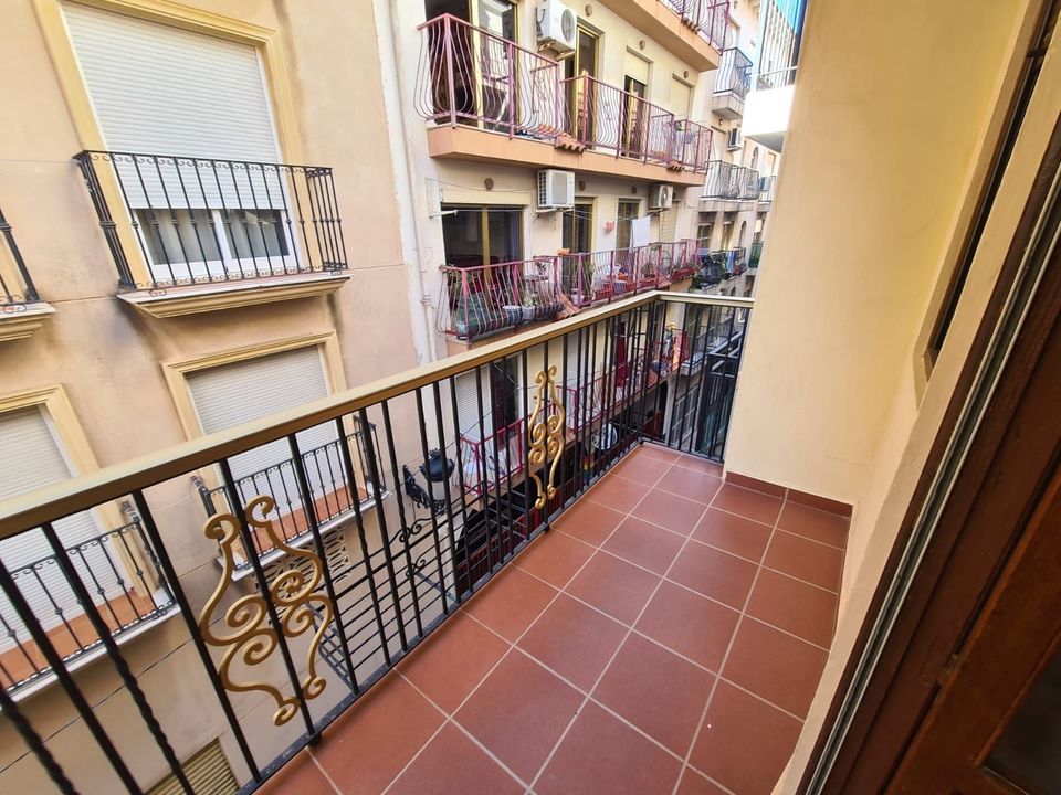 Erhvervsejendom i Benidorm, Alicante - foto 3