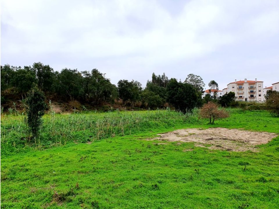 Helårsgrund i Santo Onofre e Serra do Bouro, Leiria - foto 1