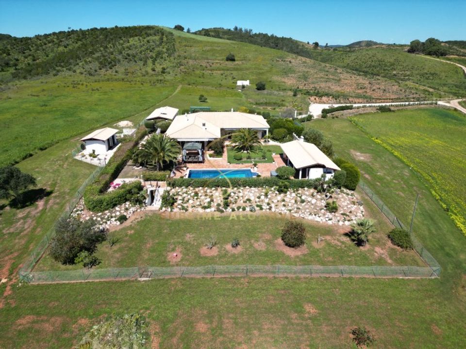 Villa en Bensafrim, Faro - foto 1