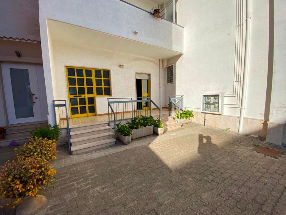 Byhus i Casamassima, Bari - foto 1