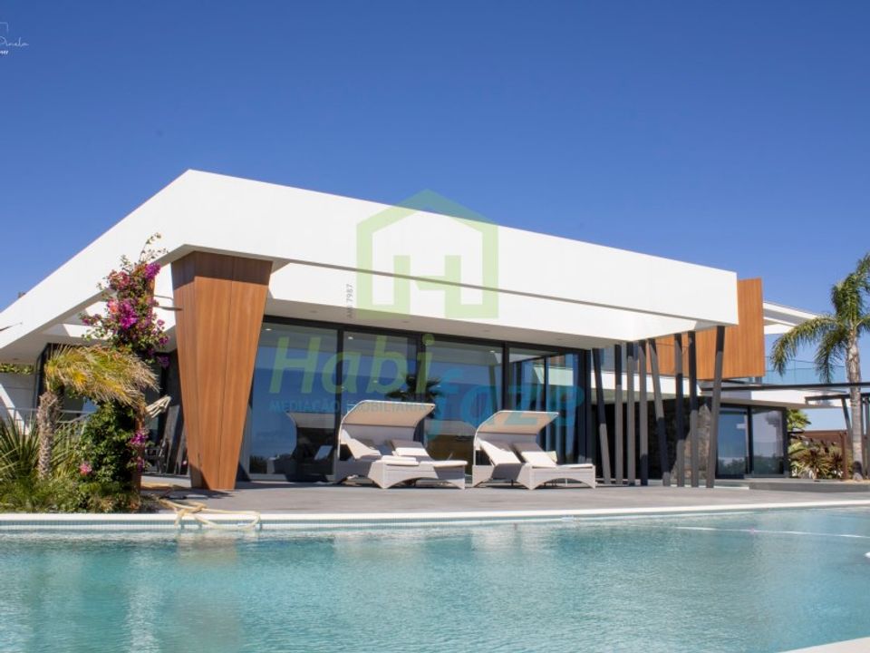 Villa i Carvoeiro, Faro - foto 1