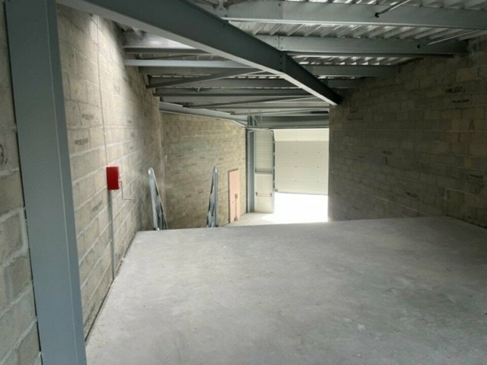 Commercial property in Montussan, Gironde - photo 4