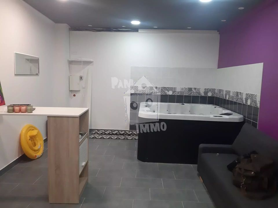 Propiedad comercial en Pont-à-Mousson, Meurthe-et-Moselle - foto 2