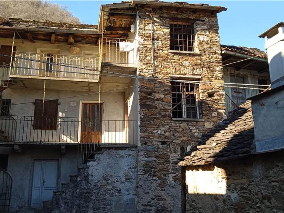 Landejendom i San Bernardino Verbano, Verbano Cusio Ossola - foto 1