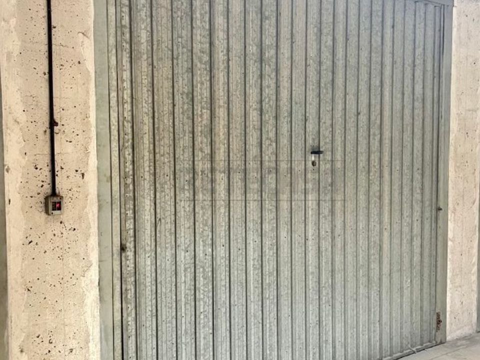 Garasje i Montecchio Maggiore, Vicenza - bilde 1