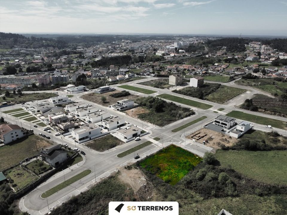 Helårsgrund i Santa Maria da Feira, Aveiro - foto 2