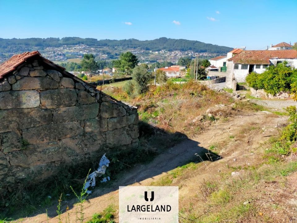 Helårsgrund i Penafiel, Porto - foto 1