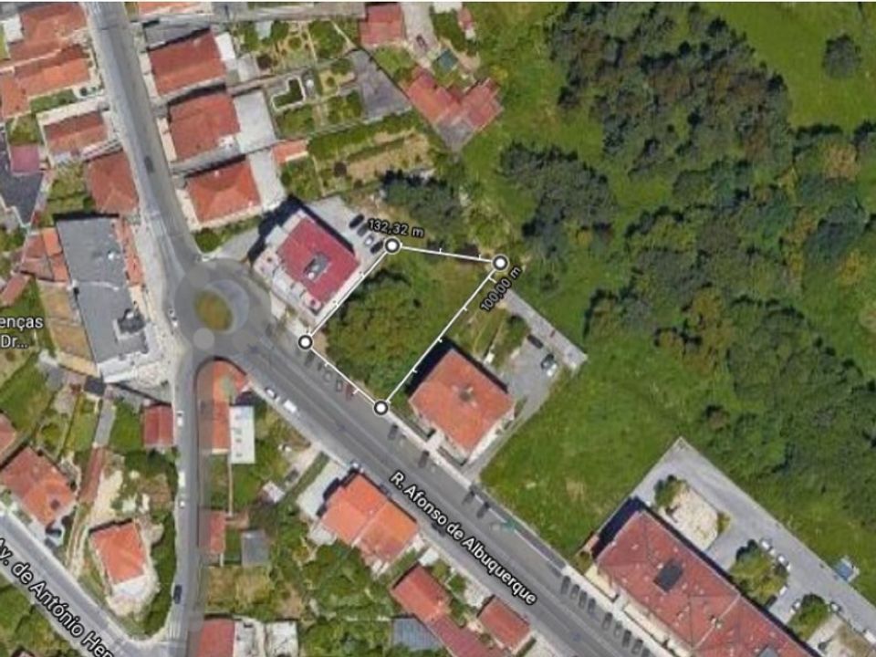 Helårsgrund i Sao Joao da Madeira, Aveiro - foto 1