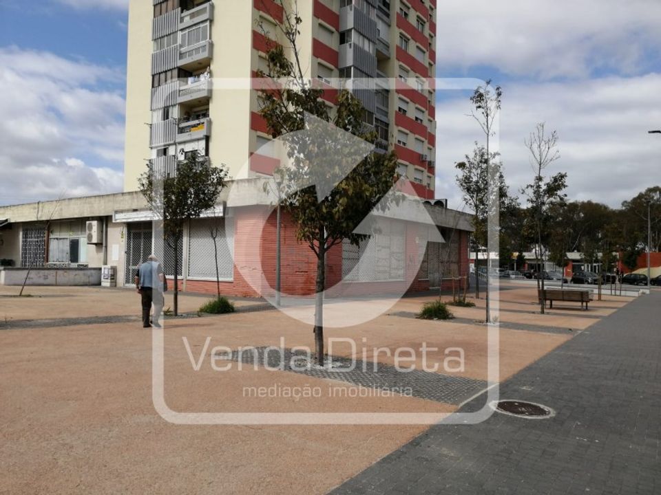 Erhvervsejendom i Barreiro, Setubal - foto 4