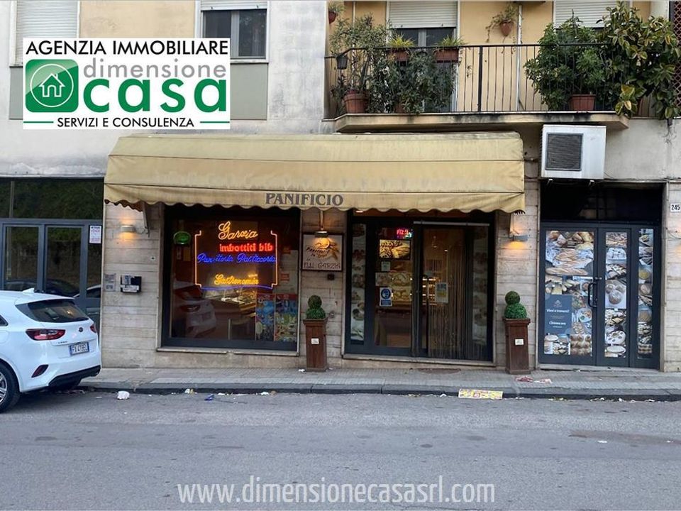 Erhvervsejendom i Caltanissetta, Caltanissetta - foto 1
