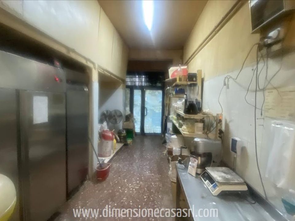 Erhvervsejendom i Caltanissetta, Caltanissetta - foto 4