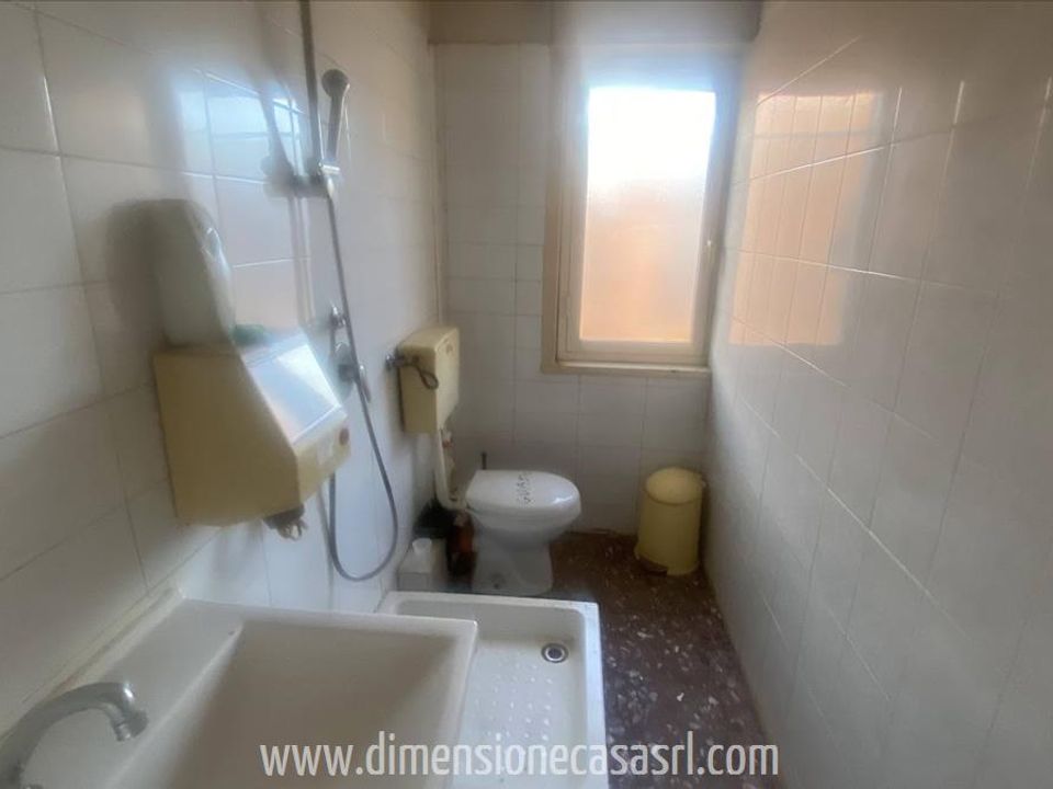 Erhvervsejendom i Caltanissetta, Caltanissetta - foto 5