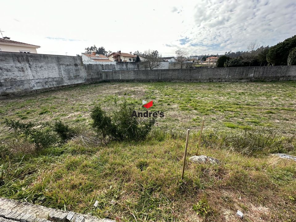 Helårsgrund i Maia, Porto - foto 1