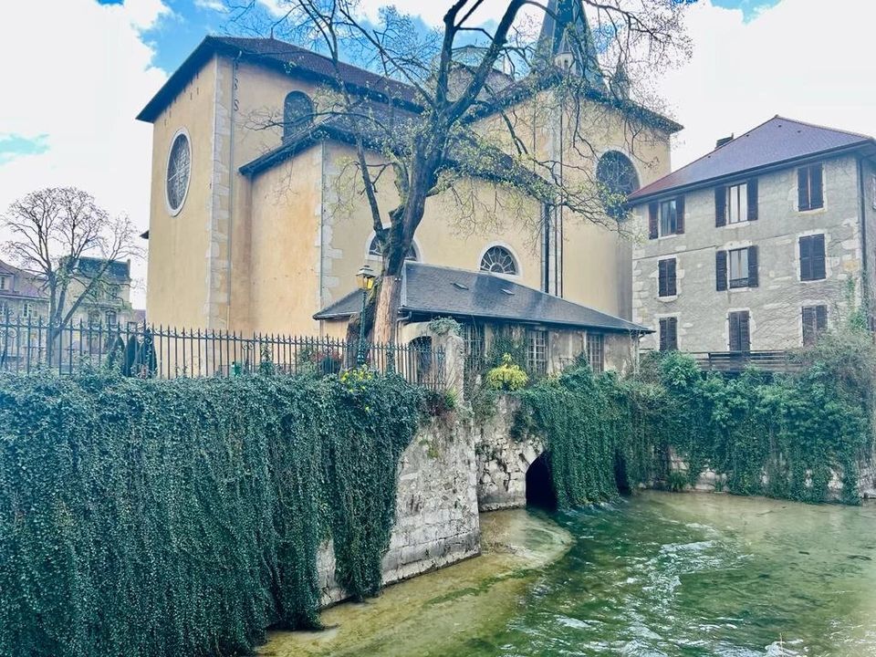 Erhvervsejendom i Annecy, Haute-Savoie - foto 1