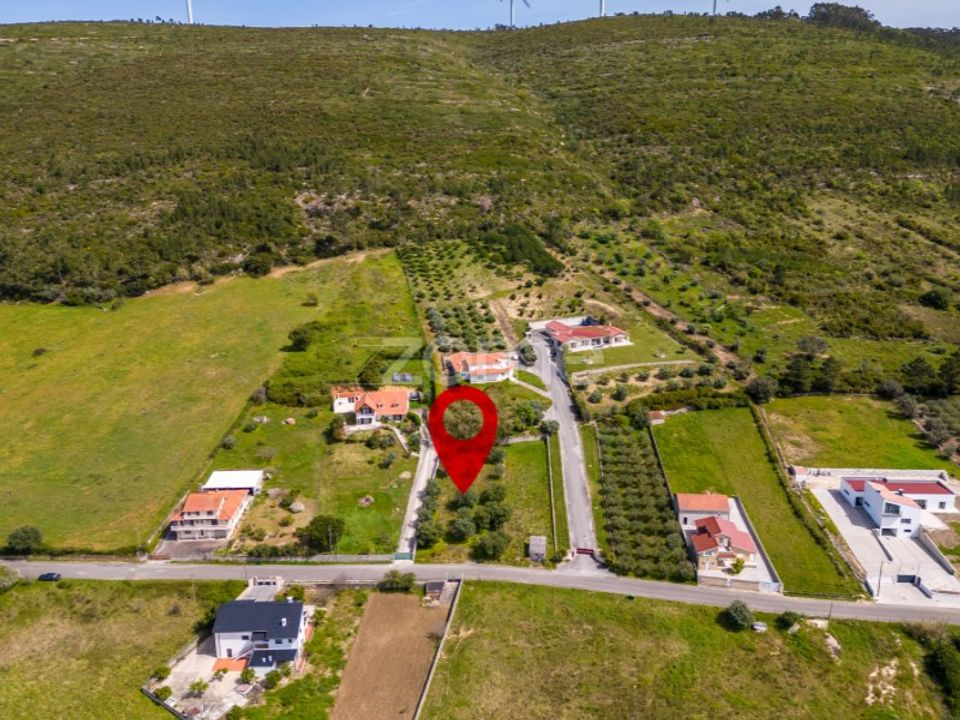 Helårsgrund i Batalha, Leiria - foto 1