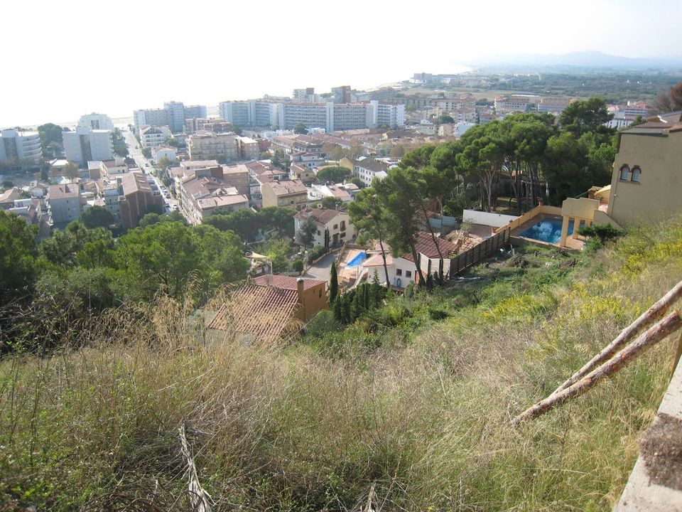 Helårsgrund i L'Estartit, Gerona - foto 2