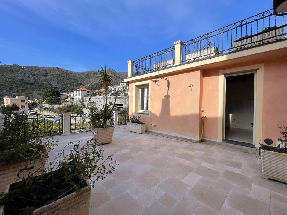 Byhus i Alassio, Savona - foto 1