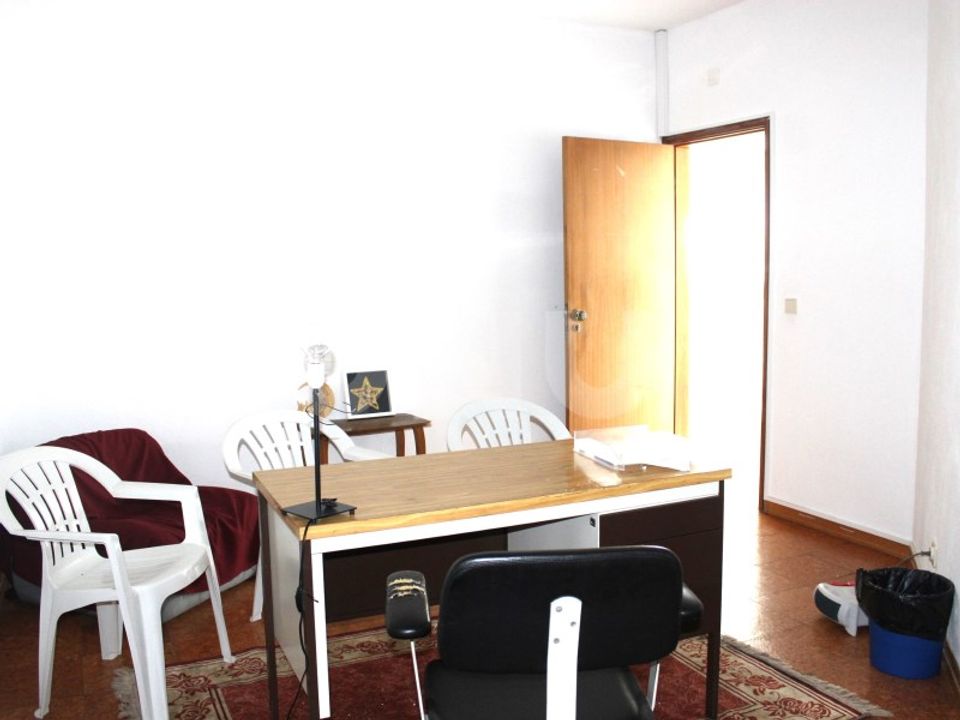 Commercial property in Castelo Branco, Castelo Branco - photo 4
