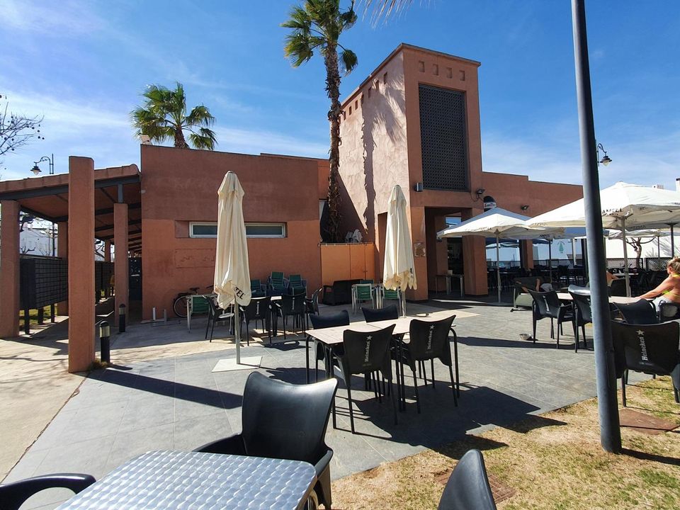 Erhvervsejendom i Condado de Alhama Golf Resort, Murcia - foto 3