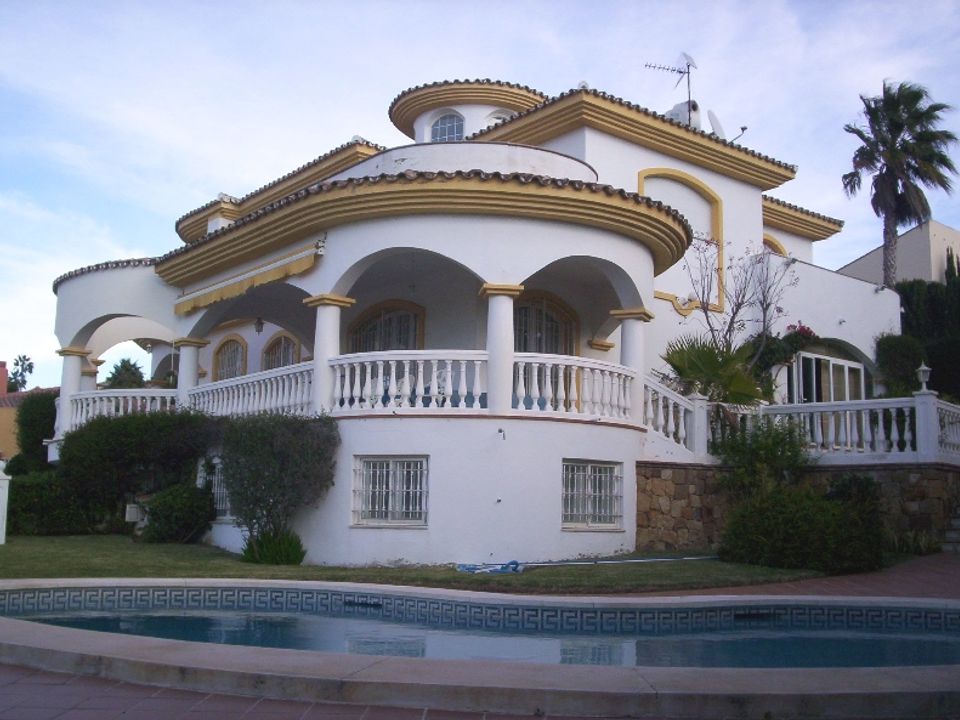 Villa i Benalmadena, Malaga - foto 1